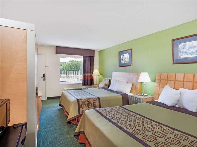 Days Inn By Wyndham Greeneville Dış mekan fotoğraf