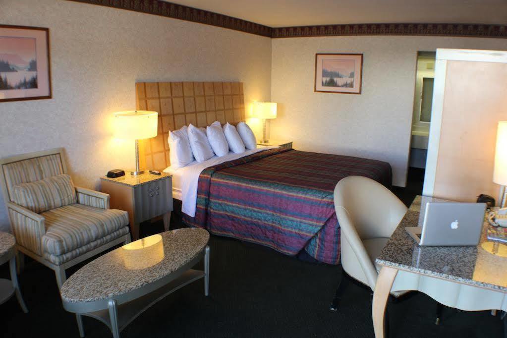 Days Inn By Wyndham Greeneville Dış mekan fotoğraf