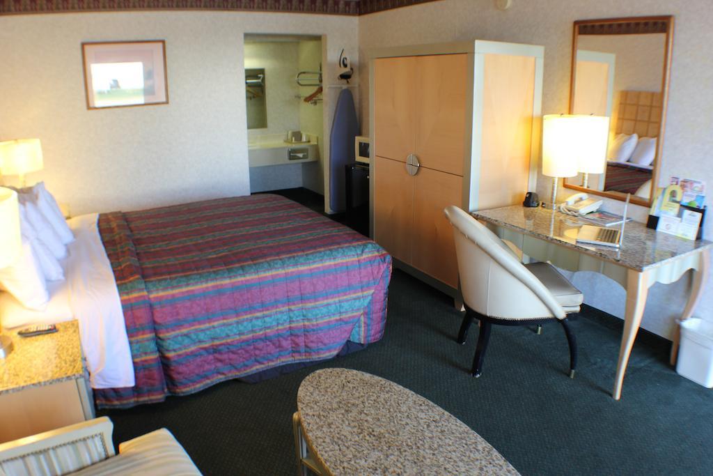 Days Inn By Wyndham Greeneville Oda fotoğraf
